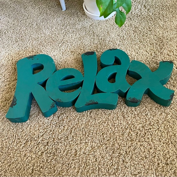 “Relax” Metal Sign - Picture 2 of 4